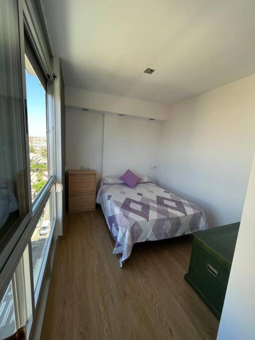 Apartamento Ginebra Torre Del Mar Zewnętrze zdjęcie